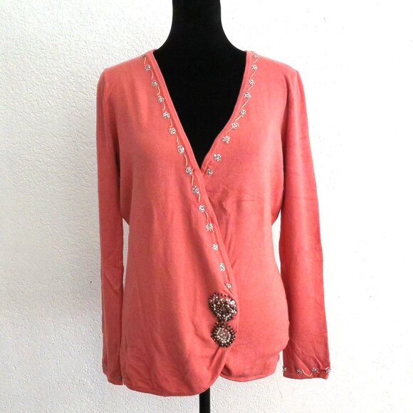 Mirrors, Peach/pink V-neck sweater with sequins and beads details - Picture 2 of 8
